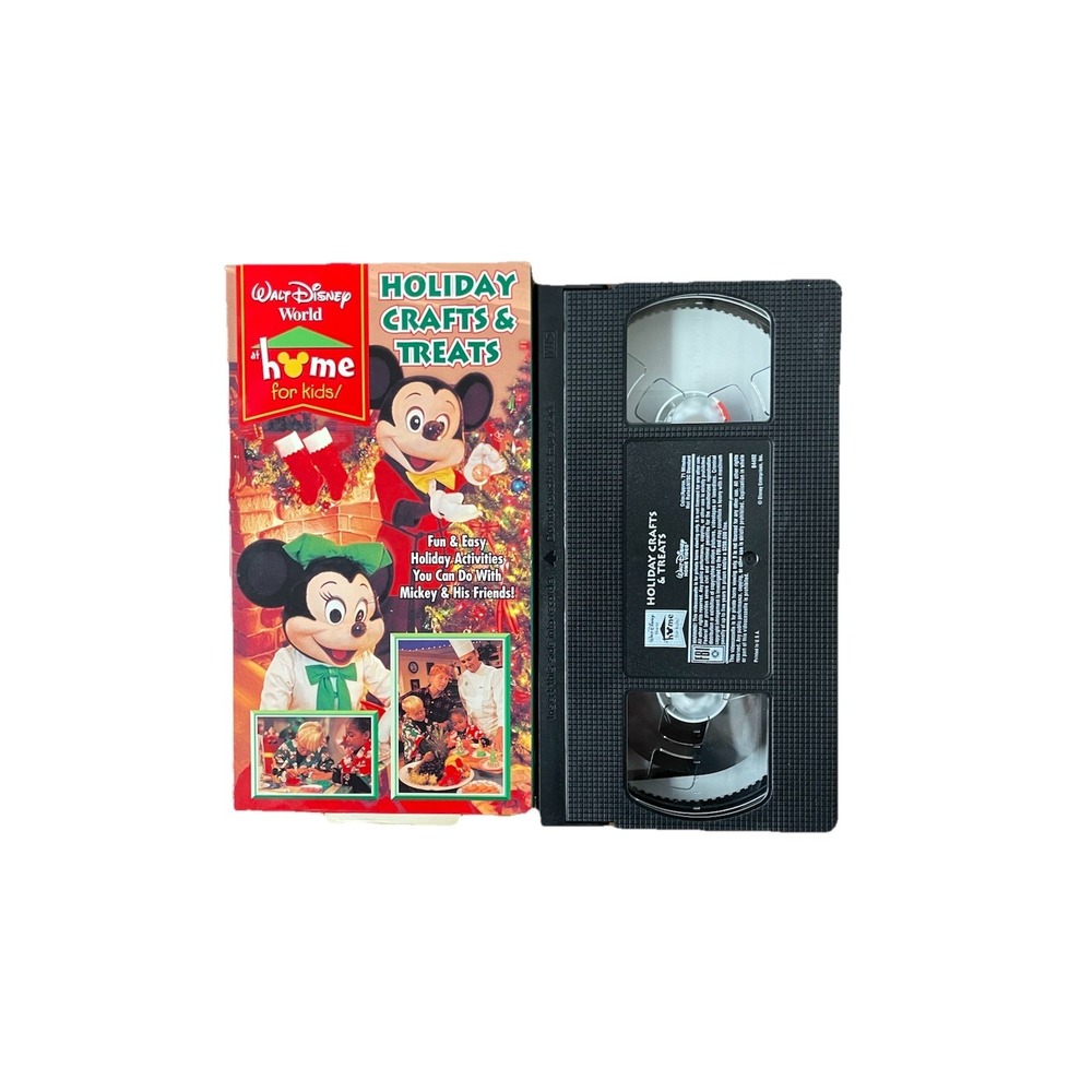 Walt Disney World at Home for Kids: Holiday Crafts and Treats‎ VHS 1997